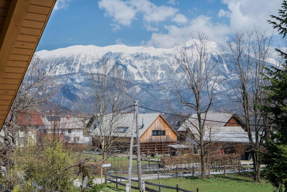 View (from property/room), Mountain view