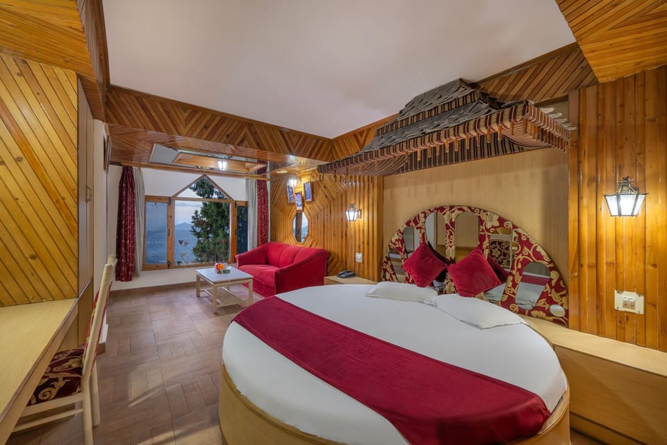 Bed, Seating area