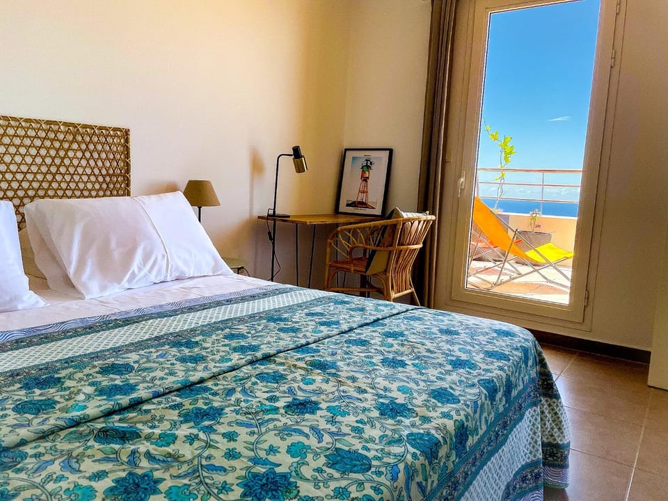 Patio, Balcony/Terrace, Photo of the whole room, Bedroom, Sea view, sunbed