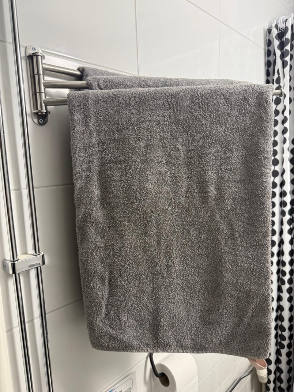 Bathroom, towels