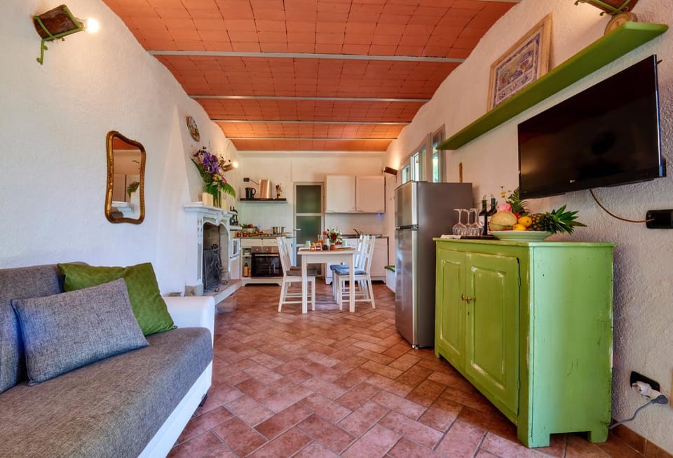 La casetta nel bosco - Hot tube, Sauna, AC and Free Park House in Lierna