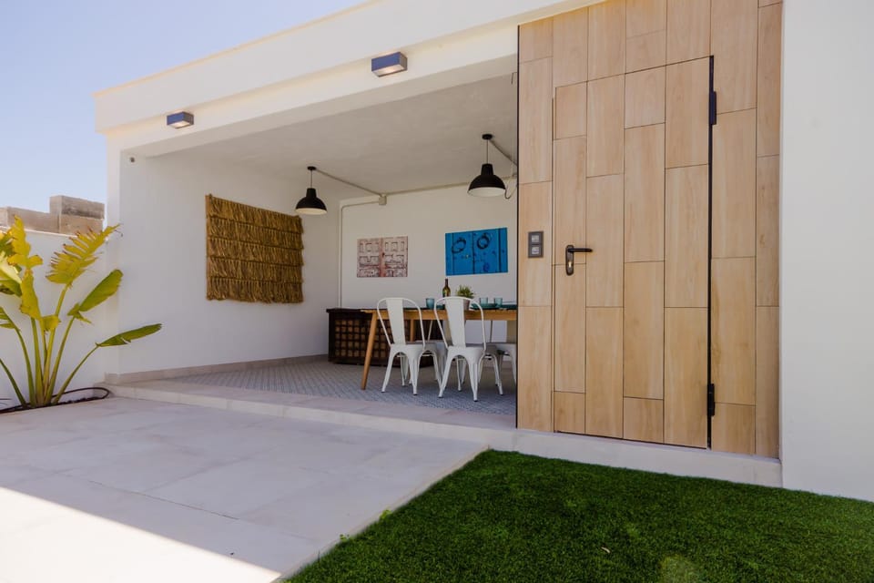 Patio, Garden view