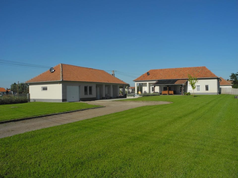 Property building, Garden