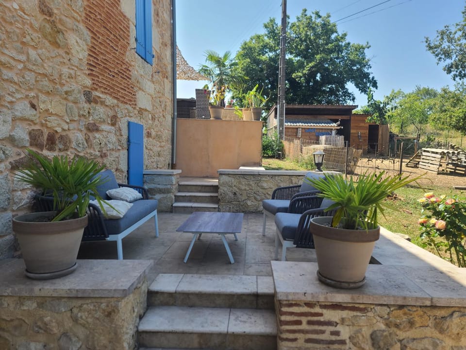 Patio, Garden view