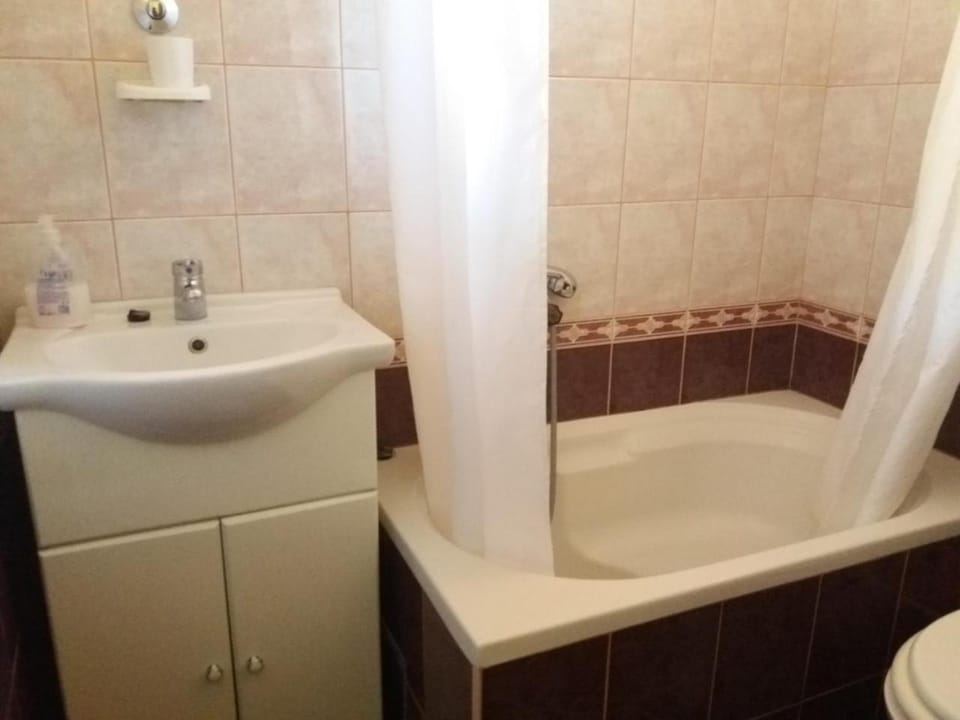 Apartment Visnja near Queen Beach - by TA Leut Agency Apartment in Zadar County
