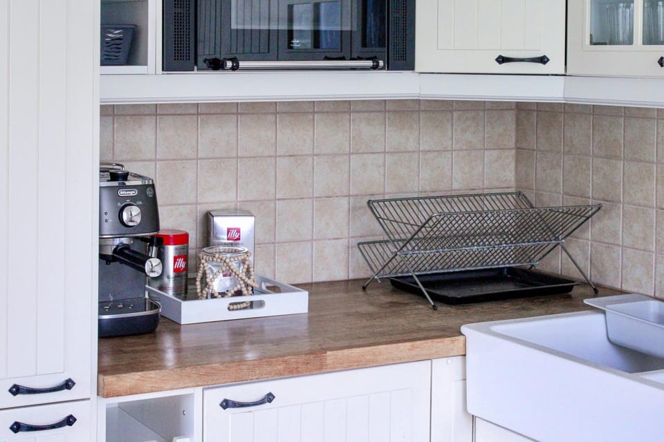 Kitchen or kitchenette, kitchen, kitchen
