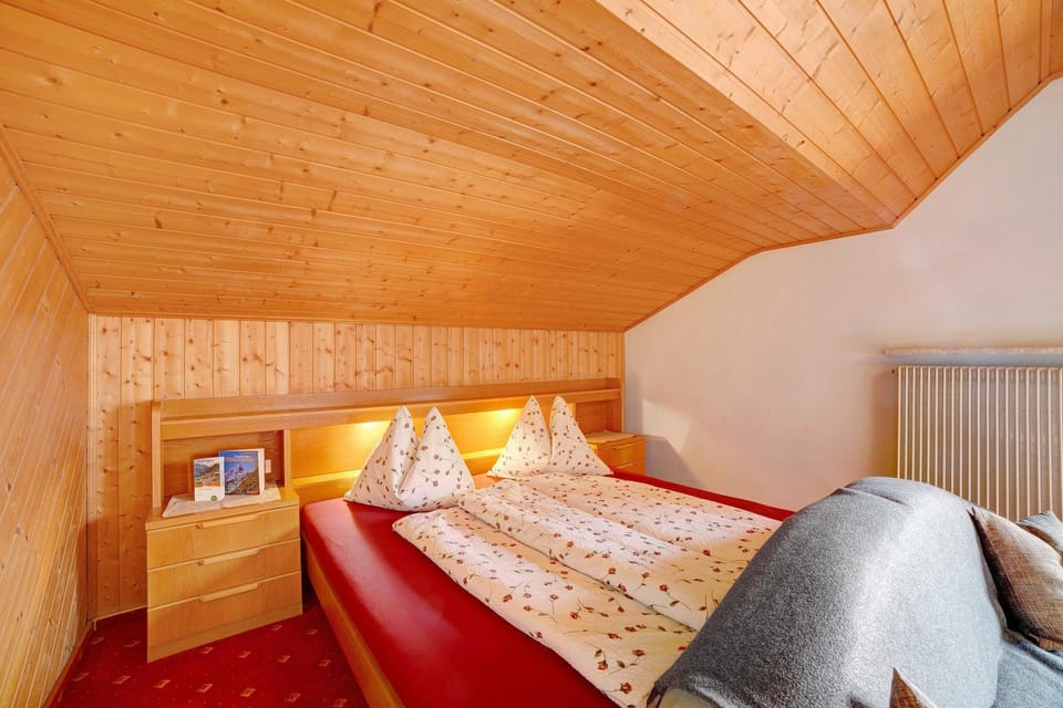 Property building, Living room, Bedroom