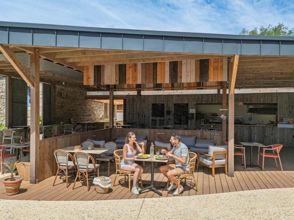 Camping maeva Respire Le Village Perrosien Campground/ 
RV Resort in Perros-Guirec