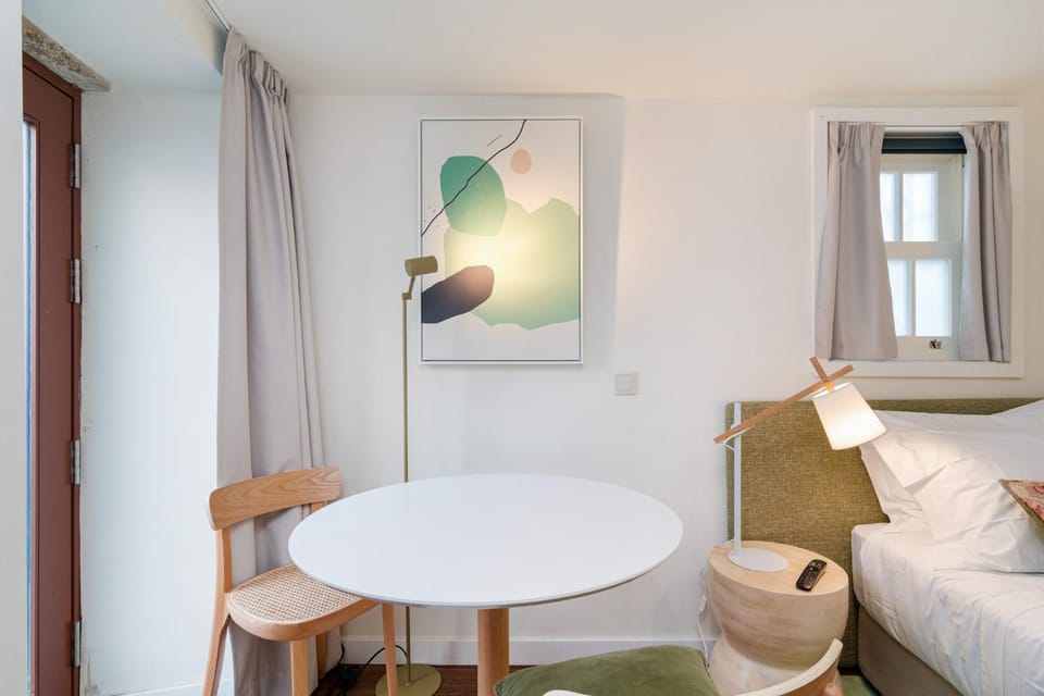 Living room, Seating area, Dining area, Bedroom