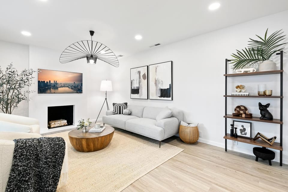 Living room, Decorative detail, Seating area