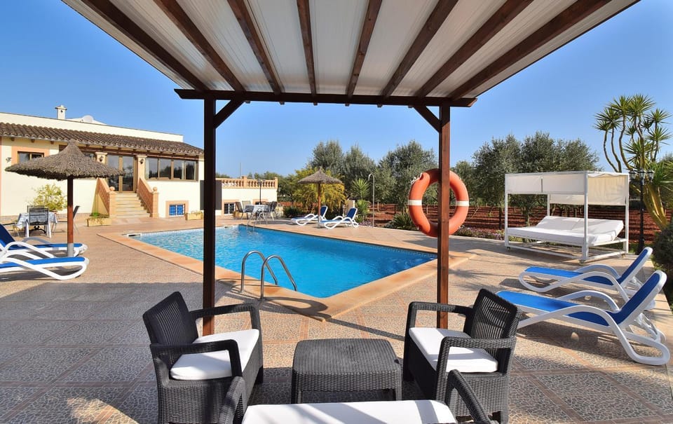 Off site, Day, Garden, Balcony/Terrace, Pool view, Swimming pool, sunbed