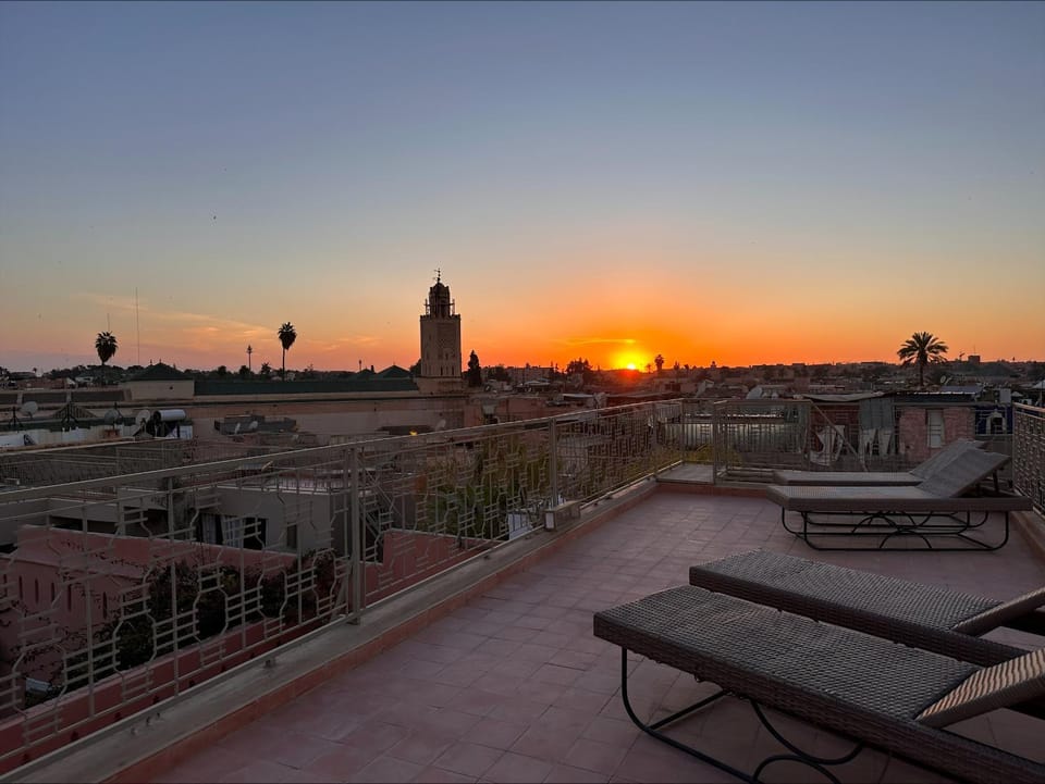 Balcony/Terrace, Balcony/Terrace, Sunset, sunbed