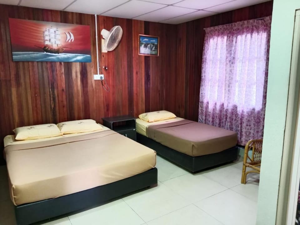Ayah Perhentian Hostel in Terengganu, Malaysia