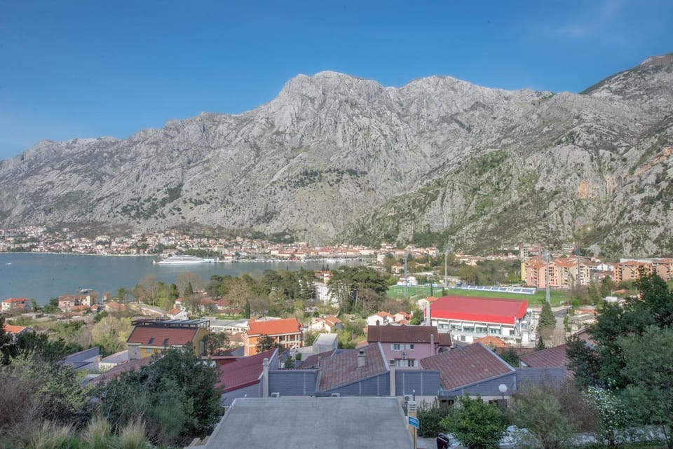 Apartment Peace Apartment in Kotor Municipality