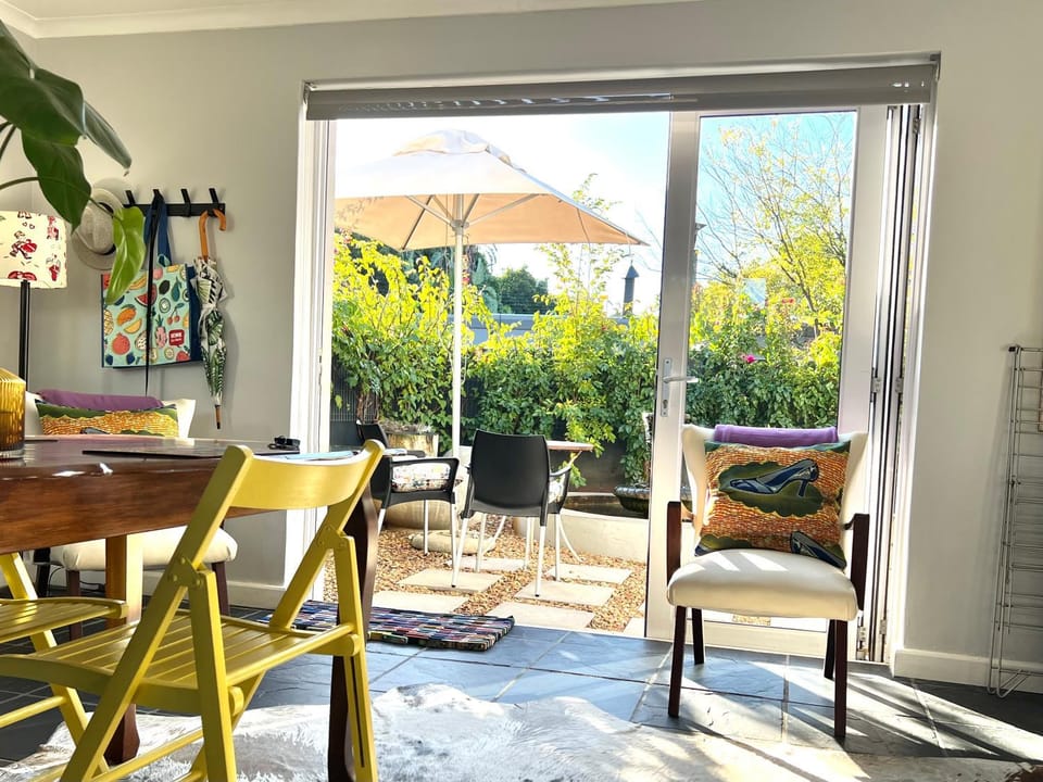 Living room, Seating area, Dining area, Garden view