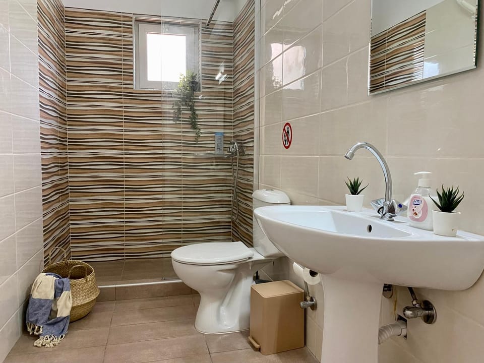 Well-Located Apartment in Kos Town, Near the Port & Beach - No 14 Apartment in Kos