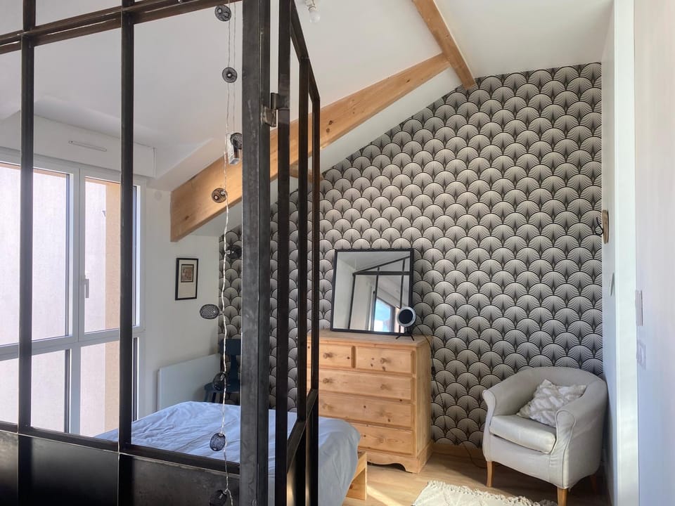 Loft avec terrasse pour 4 pers à 3km du circuit avec garage au calme Apartment in Le Mans