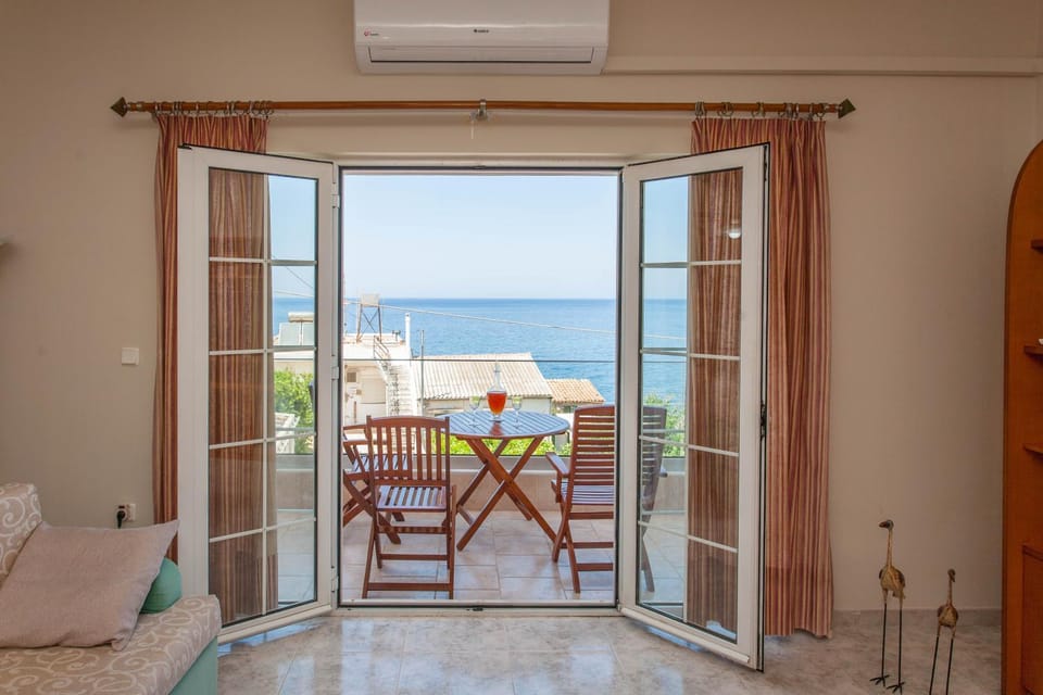 Aura Estate Apartment in Chania