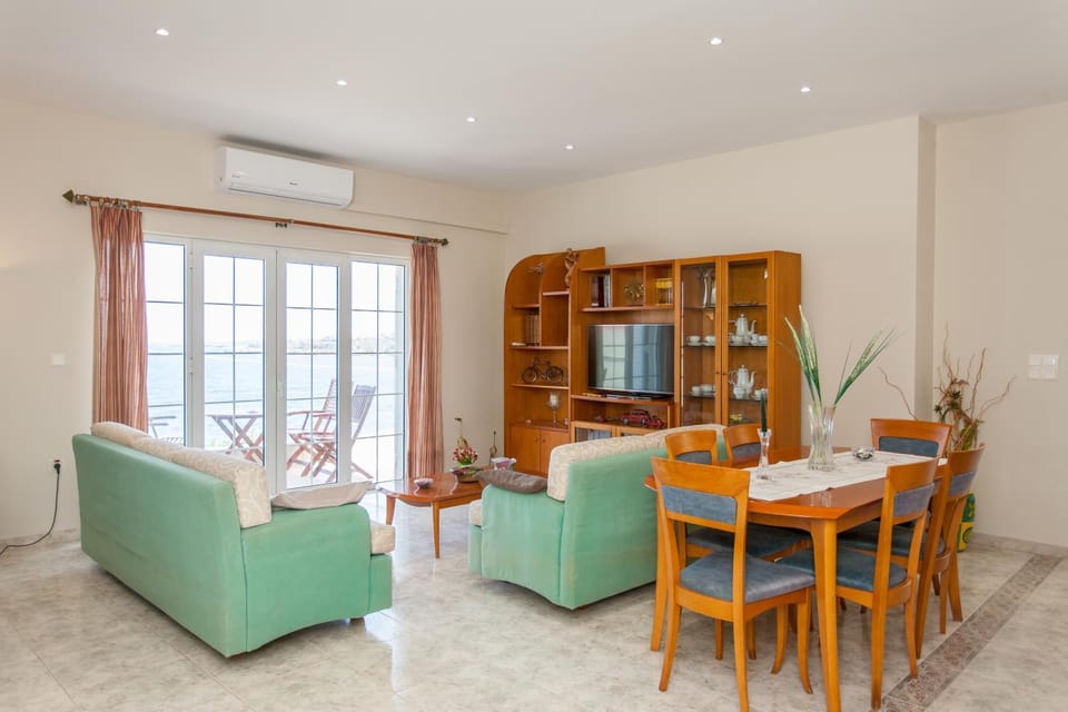 Aura Estate Apartment in Chania
