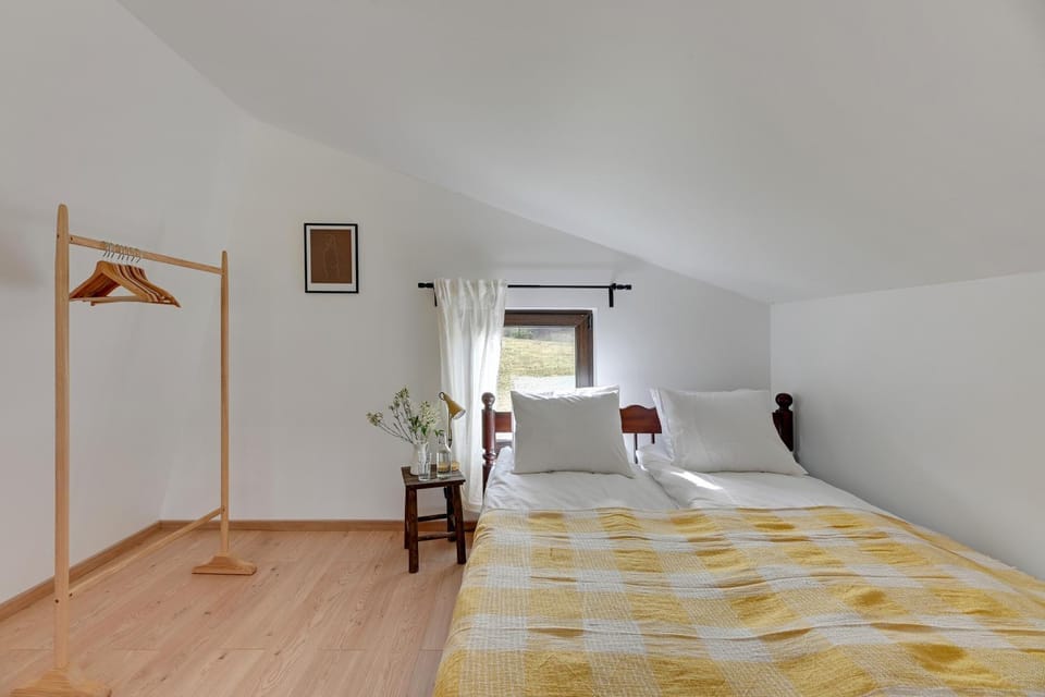 Bed, View (from property/room), Photo of the whole room, Bedroom