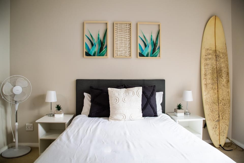 Spacious Surfers Corner Beach Apartment Apartment in Cape Town