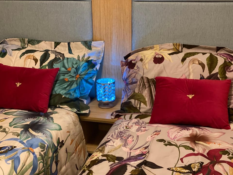 Prestige caravan,Seton Sands holiday village, WiFi Apartment in Scotland