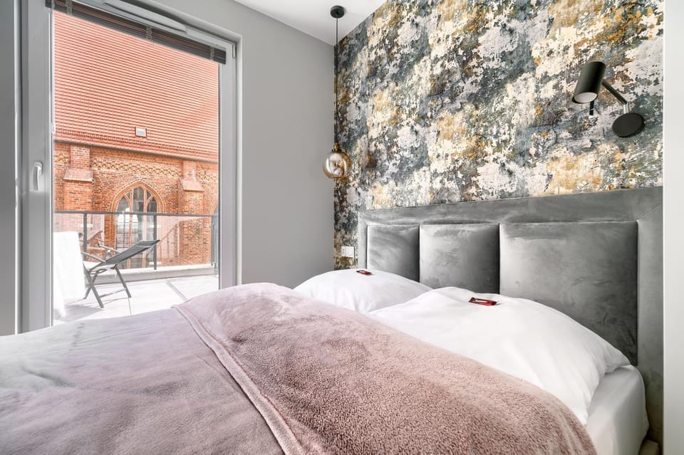 Bed, Balcony/Terrace, Bedroom