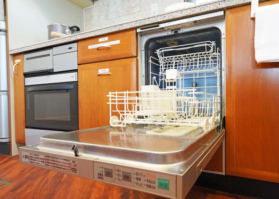 Ryoma THE TOWER - Vacation STAY 12892 Hotel in Chiba Prefecture