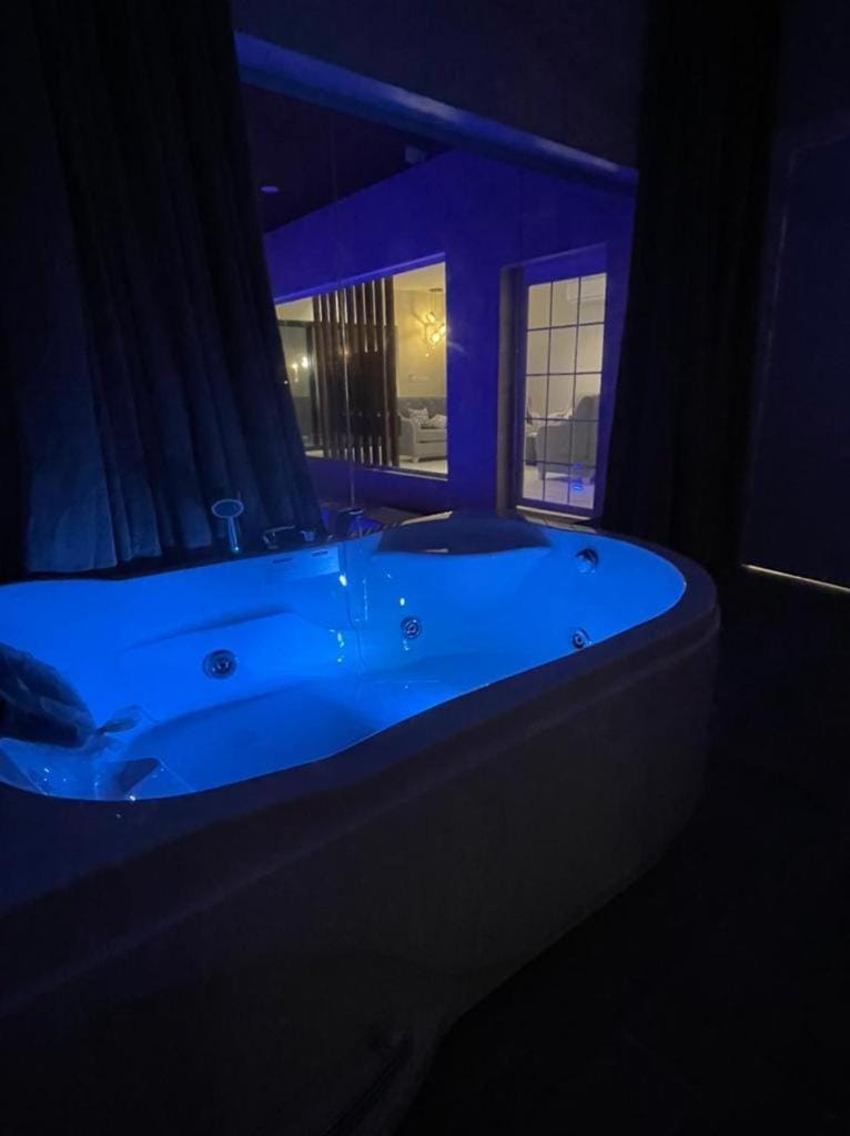 Hot Tub