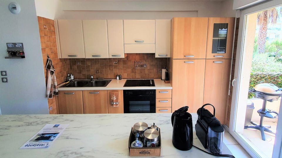 BBQ facilities, Kitchen or kitchenette