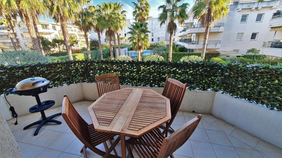Patio, Balcony/Terrace