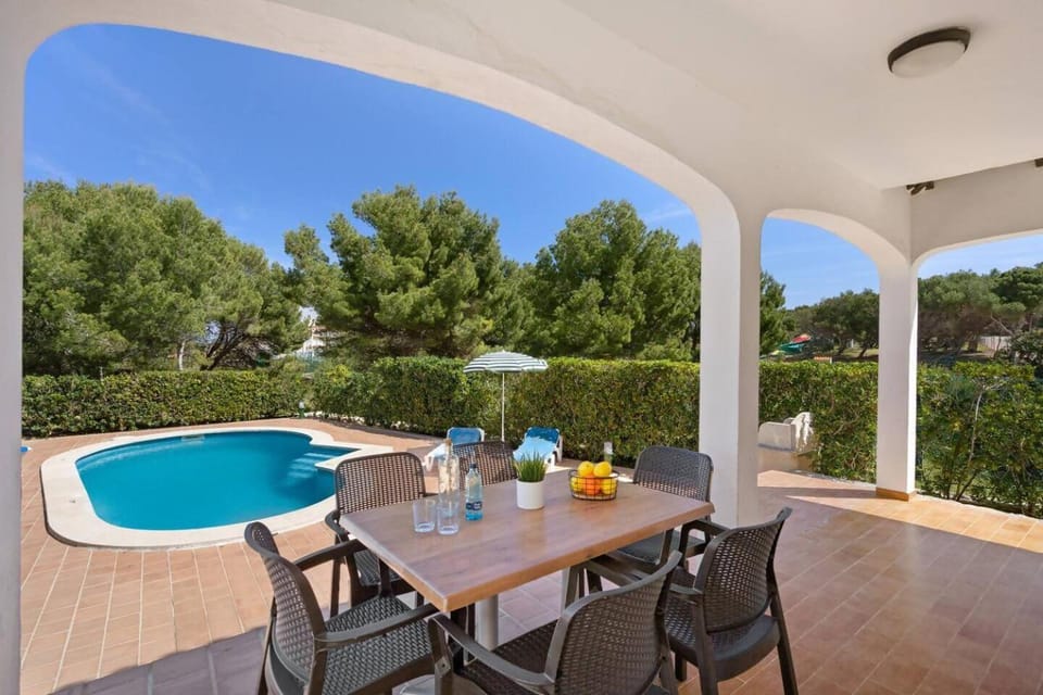 Villa Las Marinas 4,piscina e ideal para familias House in Arenal d'en Castell