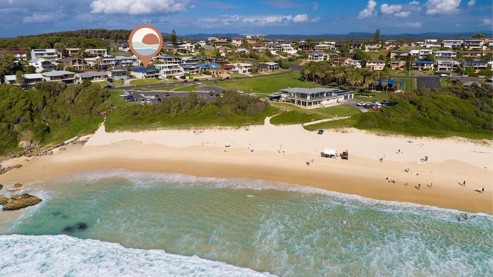 Beach, Location