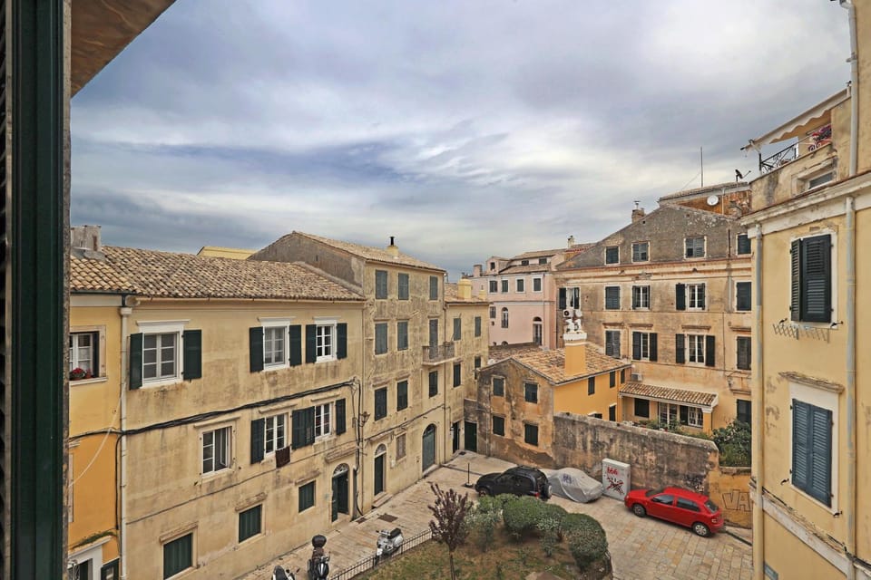 Day, Natural landscape, City view, Location
