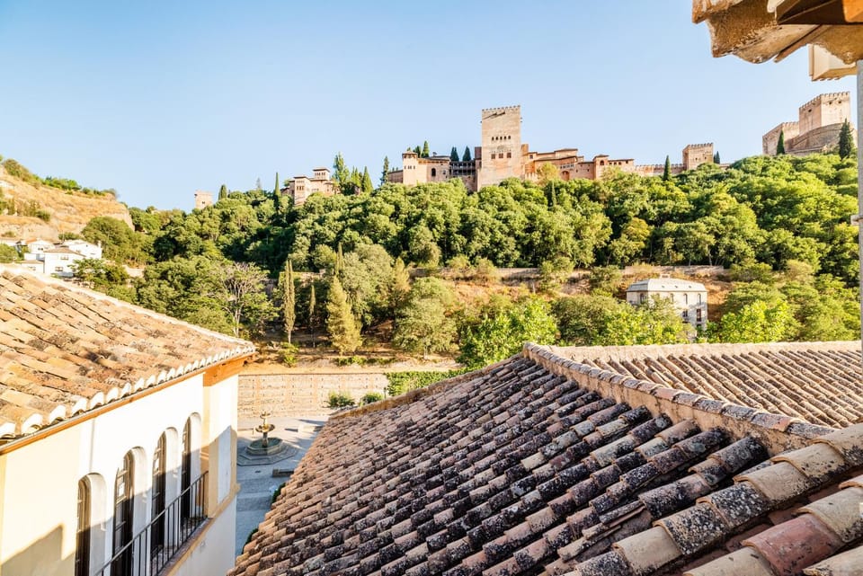 Suites Horno del Oro Apartment in Granada