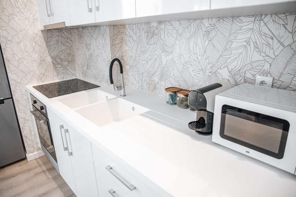 Kitchen or kitchenette, minibar, pet friendly, stove