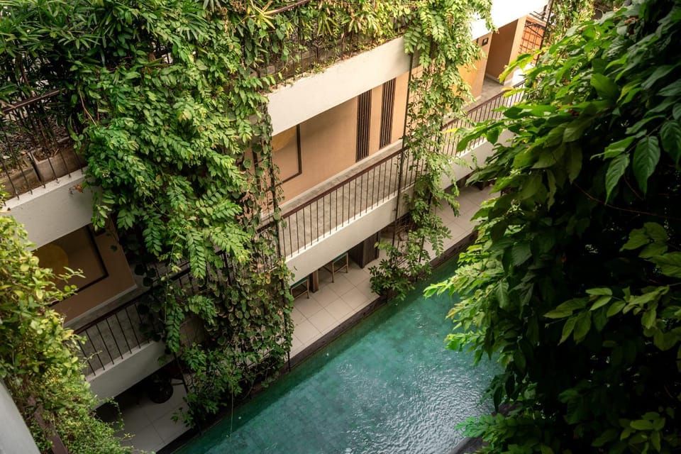 Property building, Swimming pool