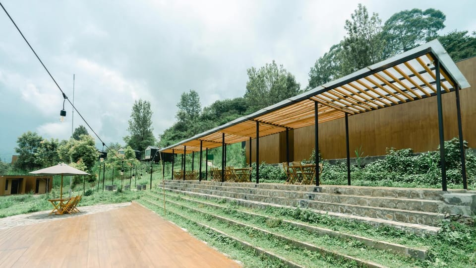 Bobocabin Gunung Mas, Puncak Cabin in Cisarua