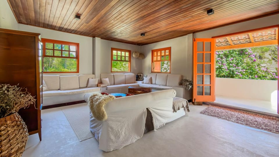Living room, Photo of the whole room, Seating area