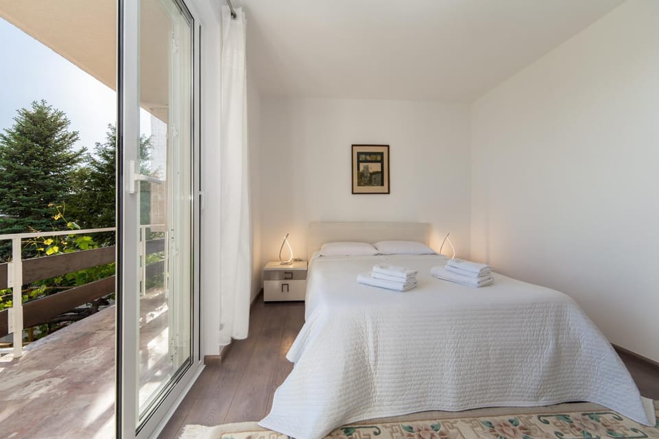 Bella Apartment in Baška Voda