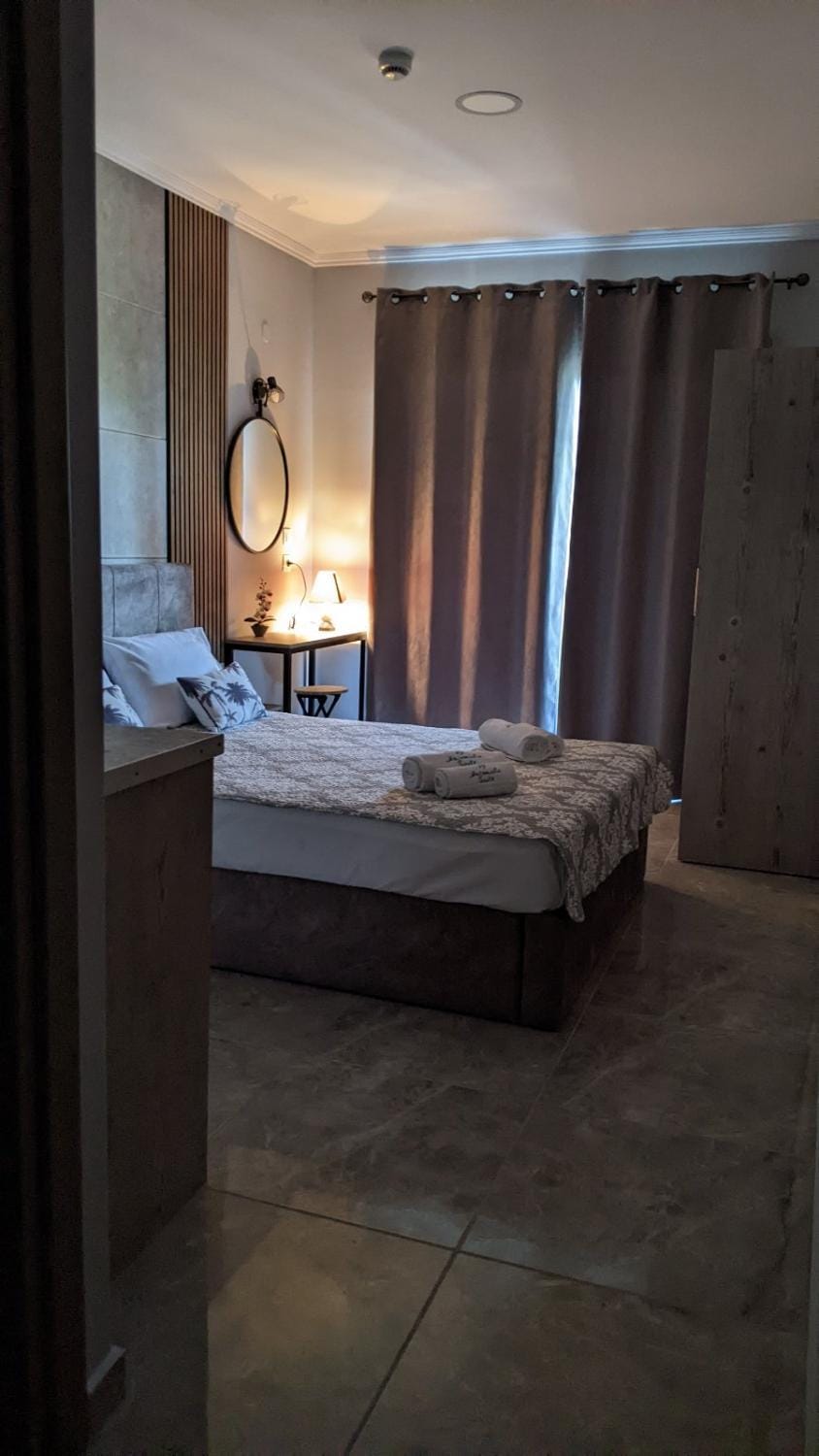 Artemida Suites Bed and Breakfast in Halkidiki