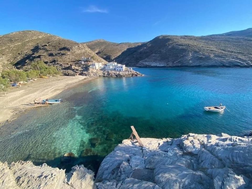 Beach, Location
