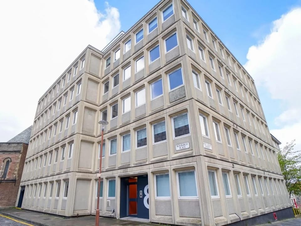 For Students Only - 8 Roxburgh Edinburgh Apartment in Edinburgh