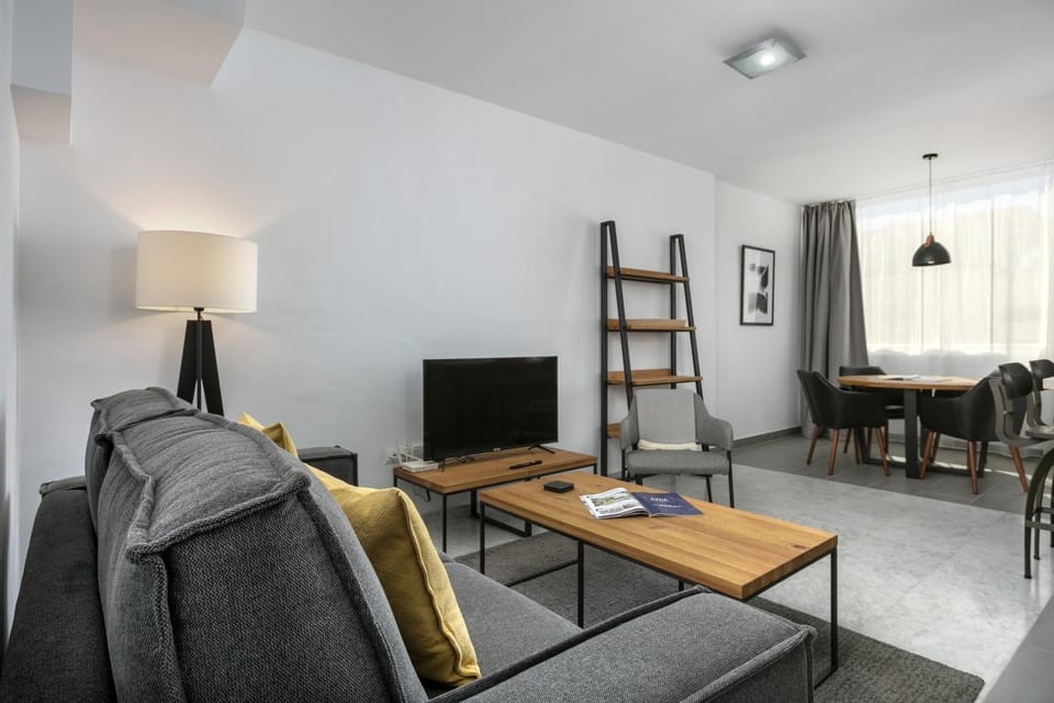 Communal lounge/ TV room, Living room