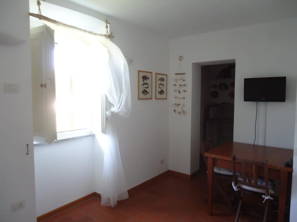 TV and multimedia, Seating area