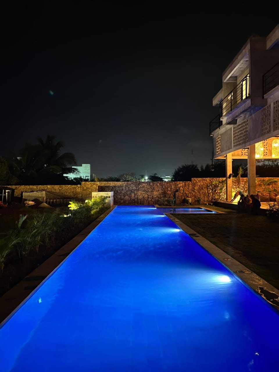 Swimming pool, Swimming pool