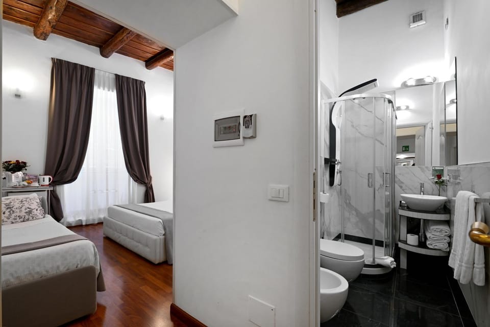 Notti A Roma Bed and Breakfast in Rome