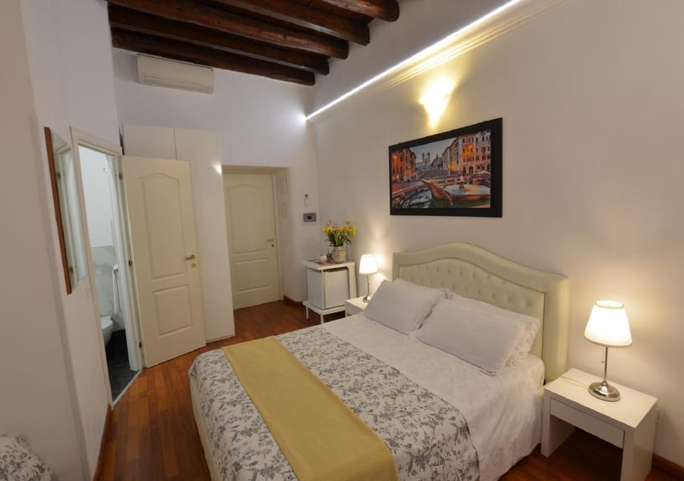 Notti A Roma Bed and Breakfast in Rome