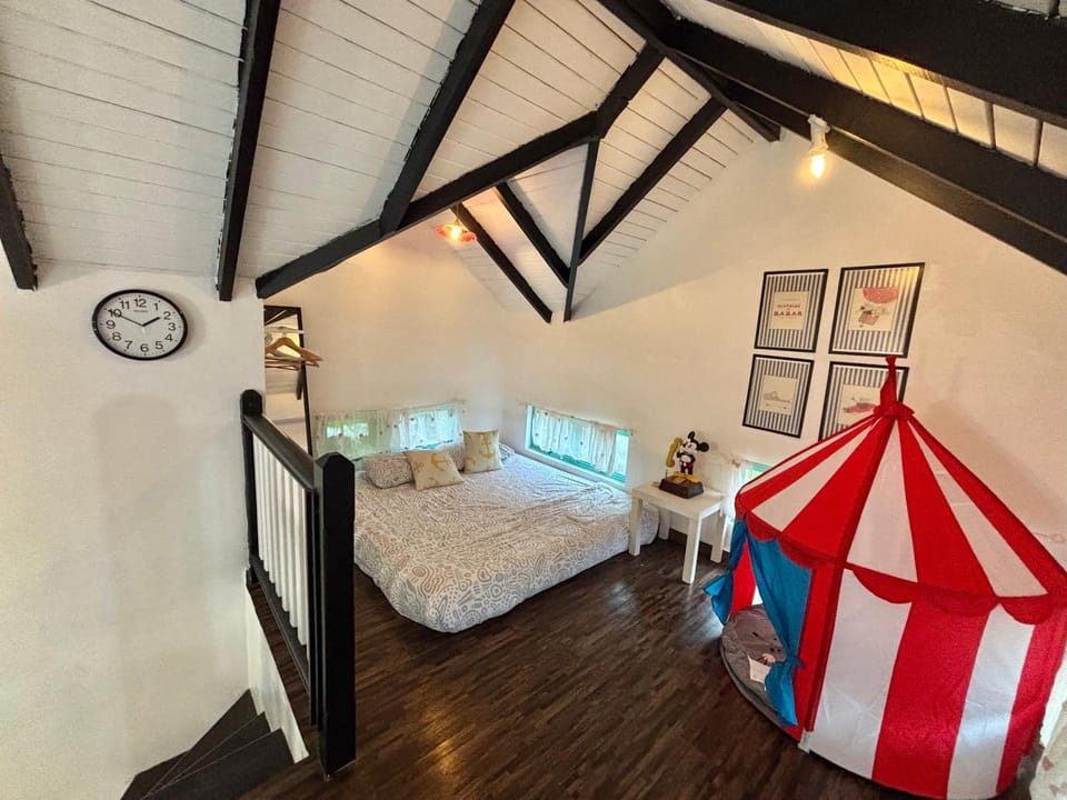Wifi Netflix Tiny House near Jetty of Kuala Besut 4 pax House in Besut