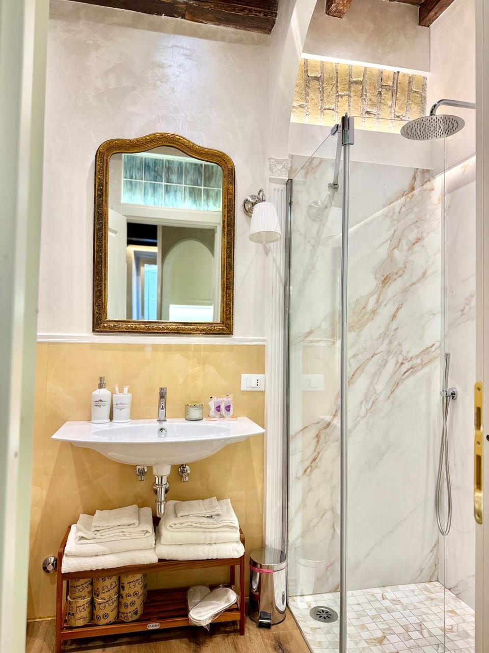 Frattina Elegance Suite Apartment in Rome